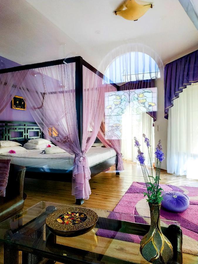 Familly Art Hotel Nirvana シュメン エクステリア 写真
